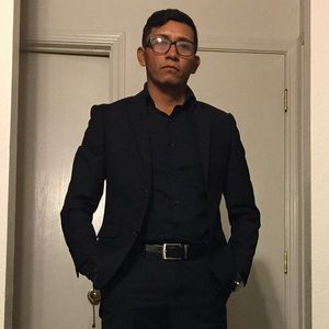 Meet your Posher, Cesar